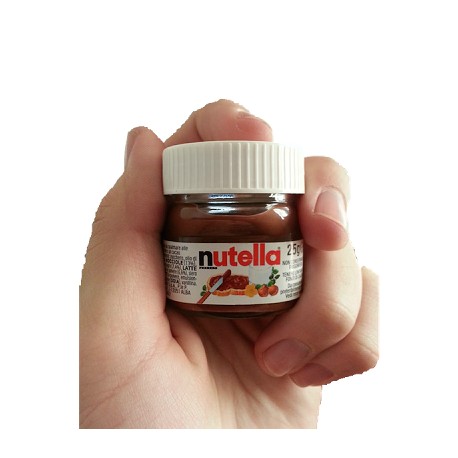Nutella Ferrero 25 grammi Esportazione Bancali info@thegoodofitaly.com infoWhatsApp:+393662404293